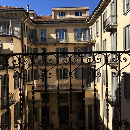Zebra Rosso Apartment Milano Exterior foto